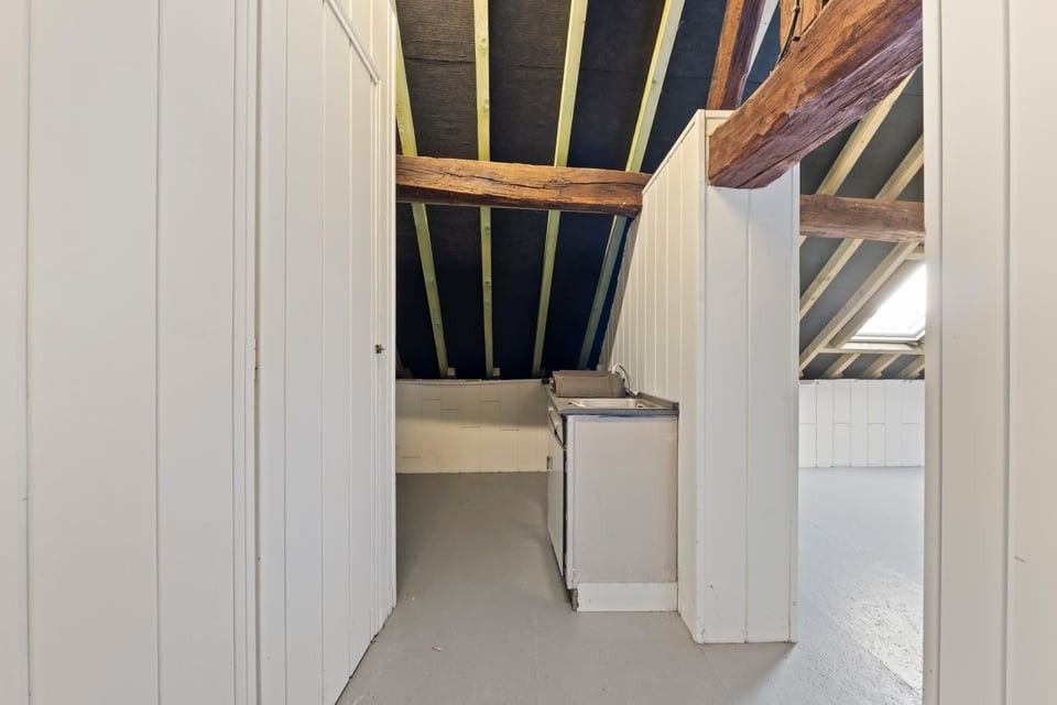 RUIM HANDELSPAND MET WOONST OP TOPLOCATIE IN ZOUTLEEUW foto 31