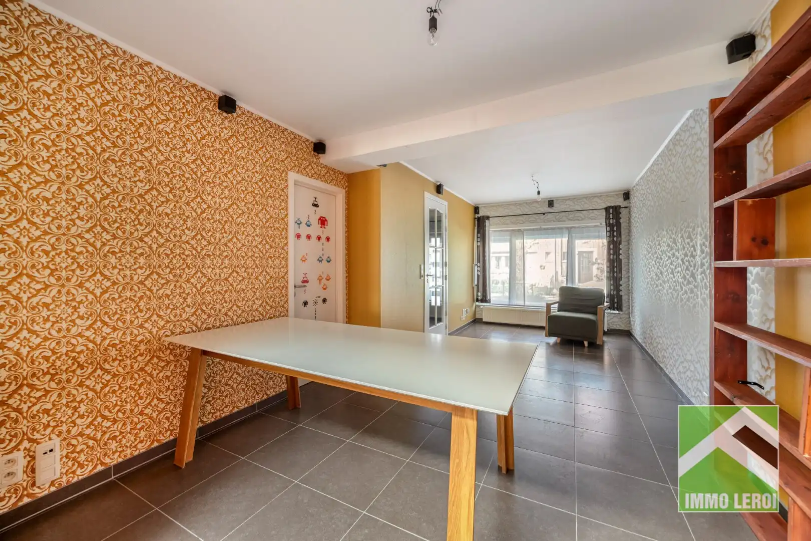 Vernieuwde en gezellig ingerichte woning met garage in stadsrand Tongeren foto 6