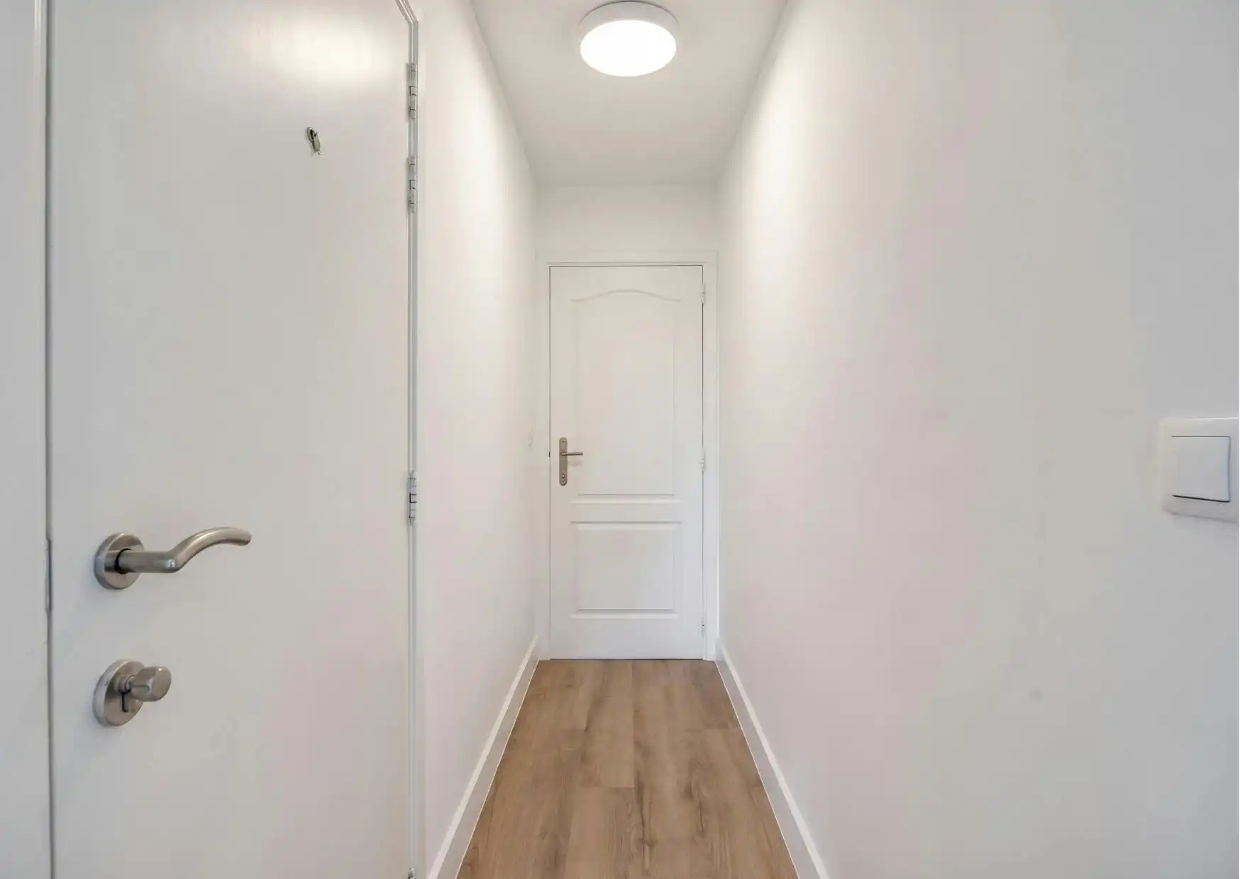 Gerenoveerd dakappartement met 1 slaapkamer in Wuustwezel foto 9