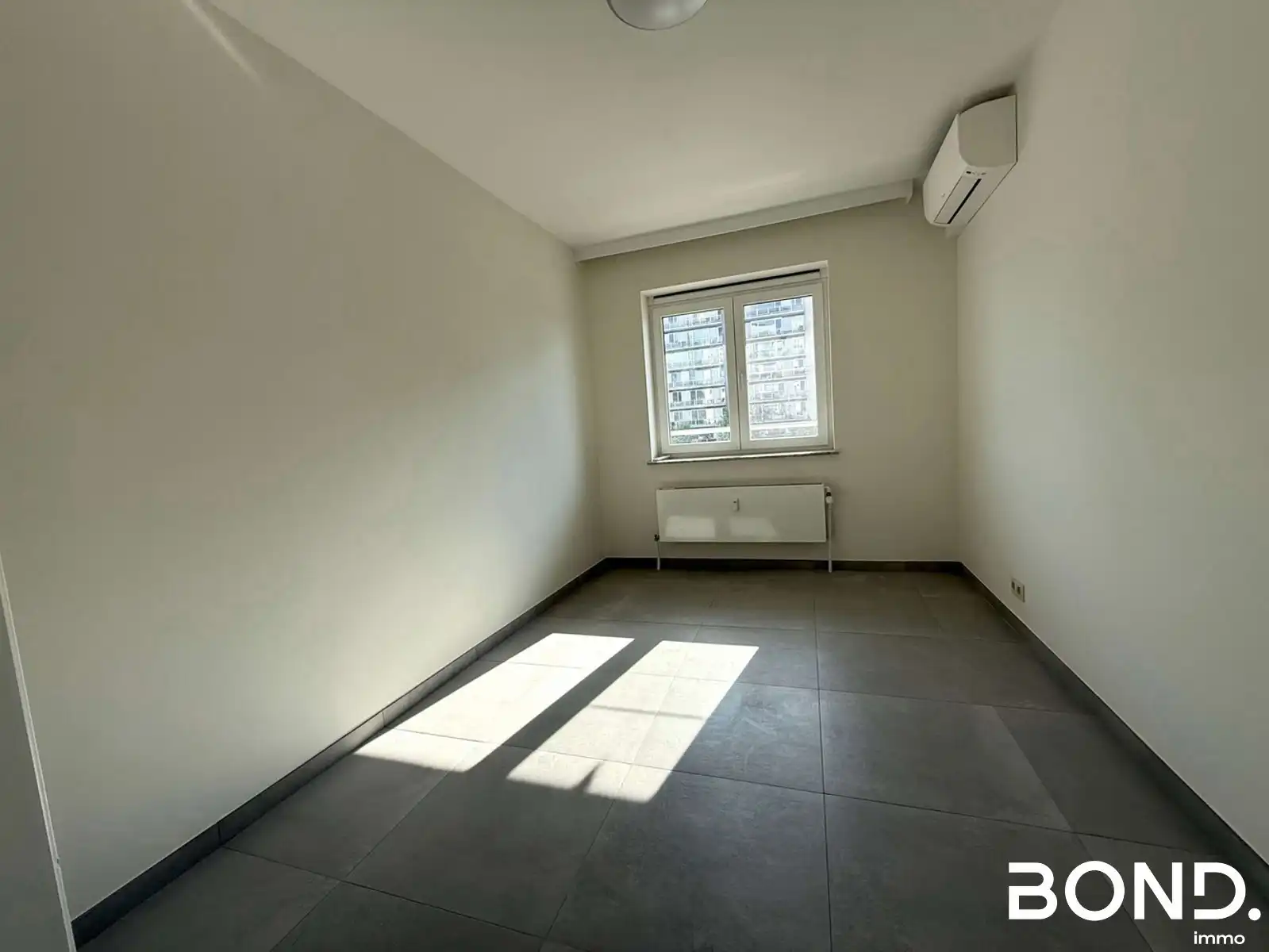 Volledig gerenoveerd appartement met 2 slaapkamers en ruim zonneterras te huur in Heverlee (Leuven) foto 10