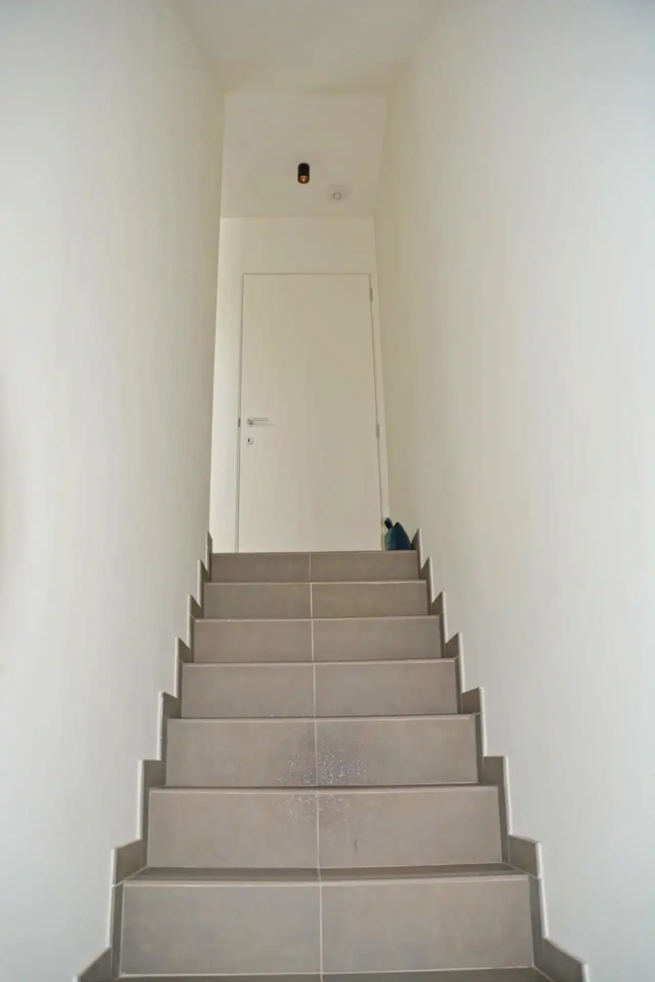 STIJLVOLLE ENERGIEZUINIGE NIEUWBOUWWONING MET 3 SLPK  IN CENTRUM LANAKEN ! foto 12