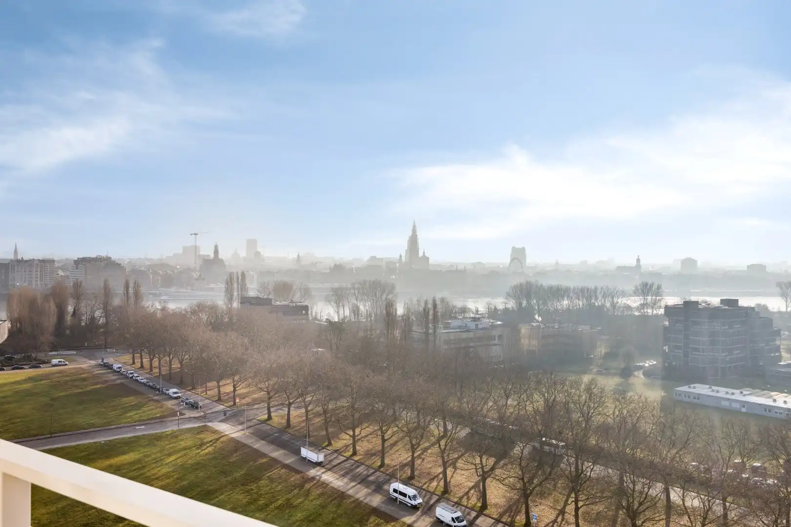 Comfortabel 2 slpk-appartement met autostnplts foto 14