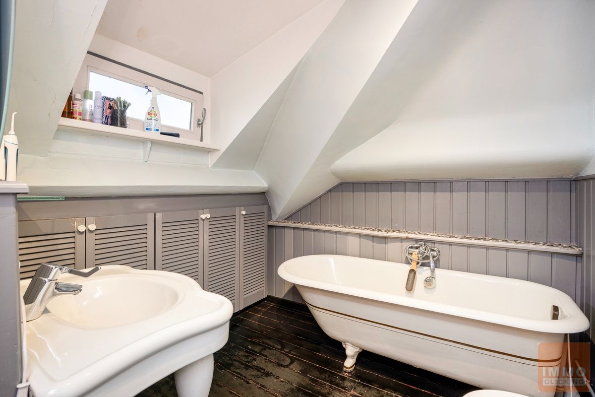 Gezellige woning (half open) met heerlijke Zuid  tuin foto 19
