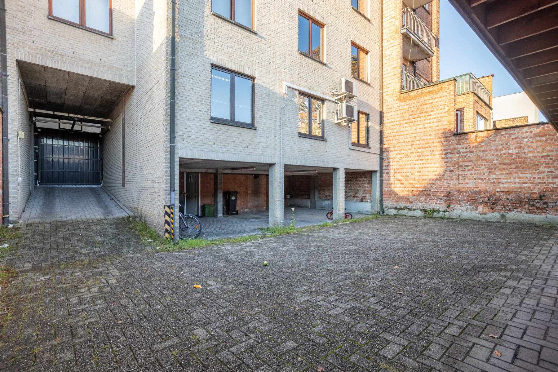 Te koop: instapklare penthouse met 3 slaapkamers en garage! foto 25