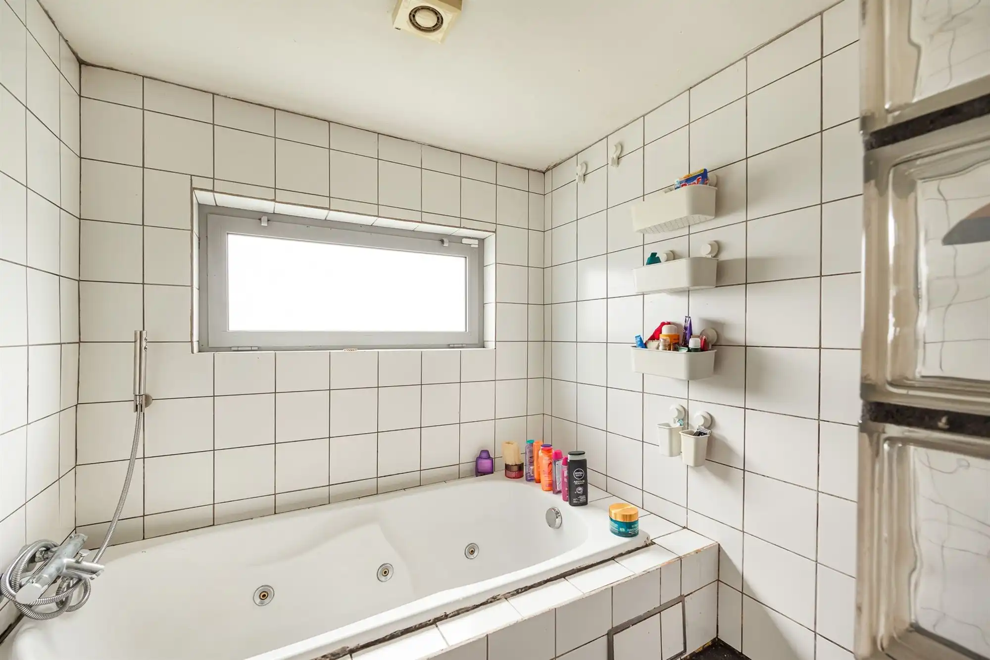 Gezinswoning met twee ruime slaapkamers en tuin foto 13
