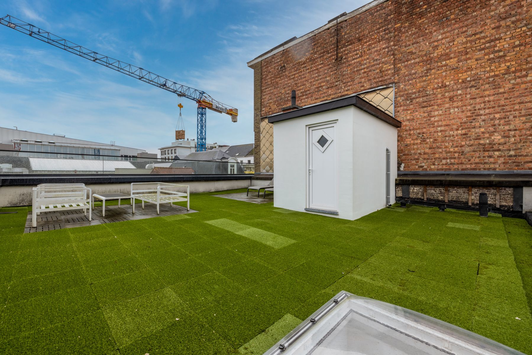 Groot drieslaapkamerappartement met 2 ruime dakterrassen! foto 3