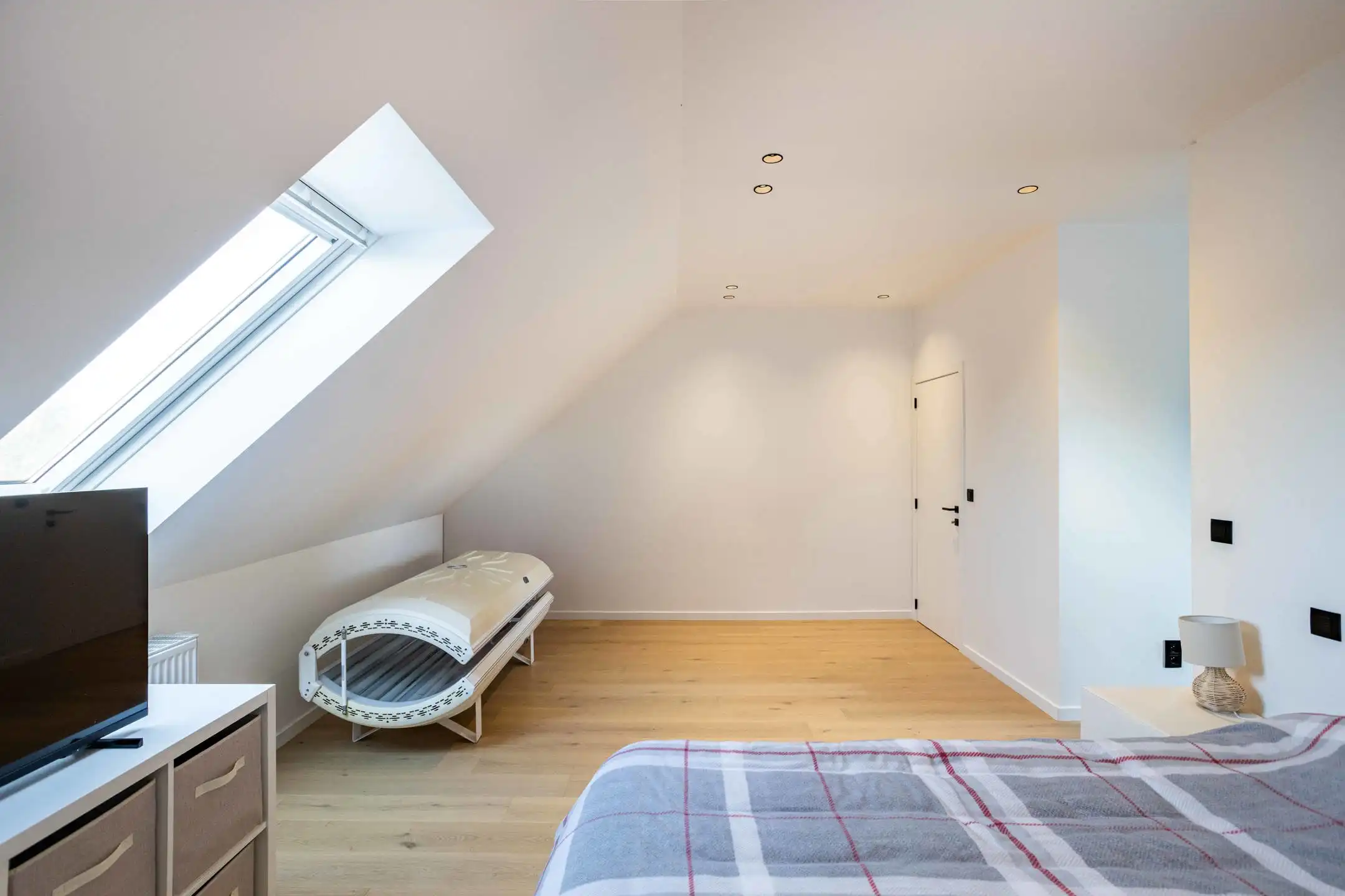 Energiezuinige en kwalitatief afgewerkte woning met 3 slpks foto 14