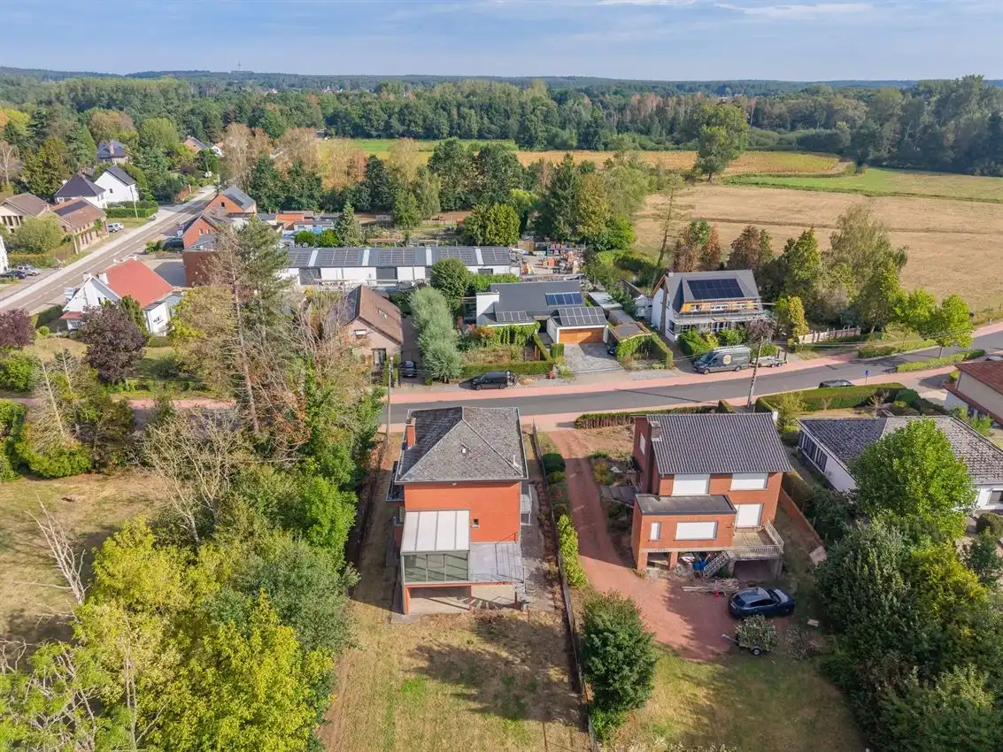 Volledig gerenoveerde woning met 3 slpk., veranda en magnifiek zicht vandaaruit foto 49