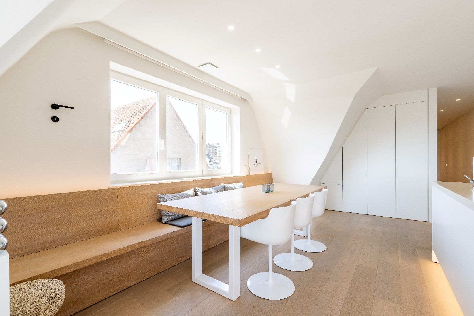 Recent en luxueus afgewerkte hoekpenthouse met adembenemend zicht over het Park58. Inpandige box te koop foto 9