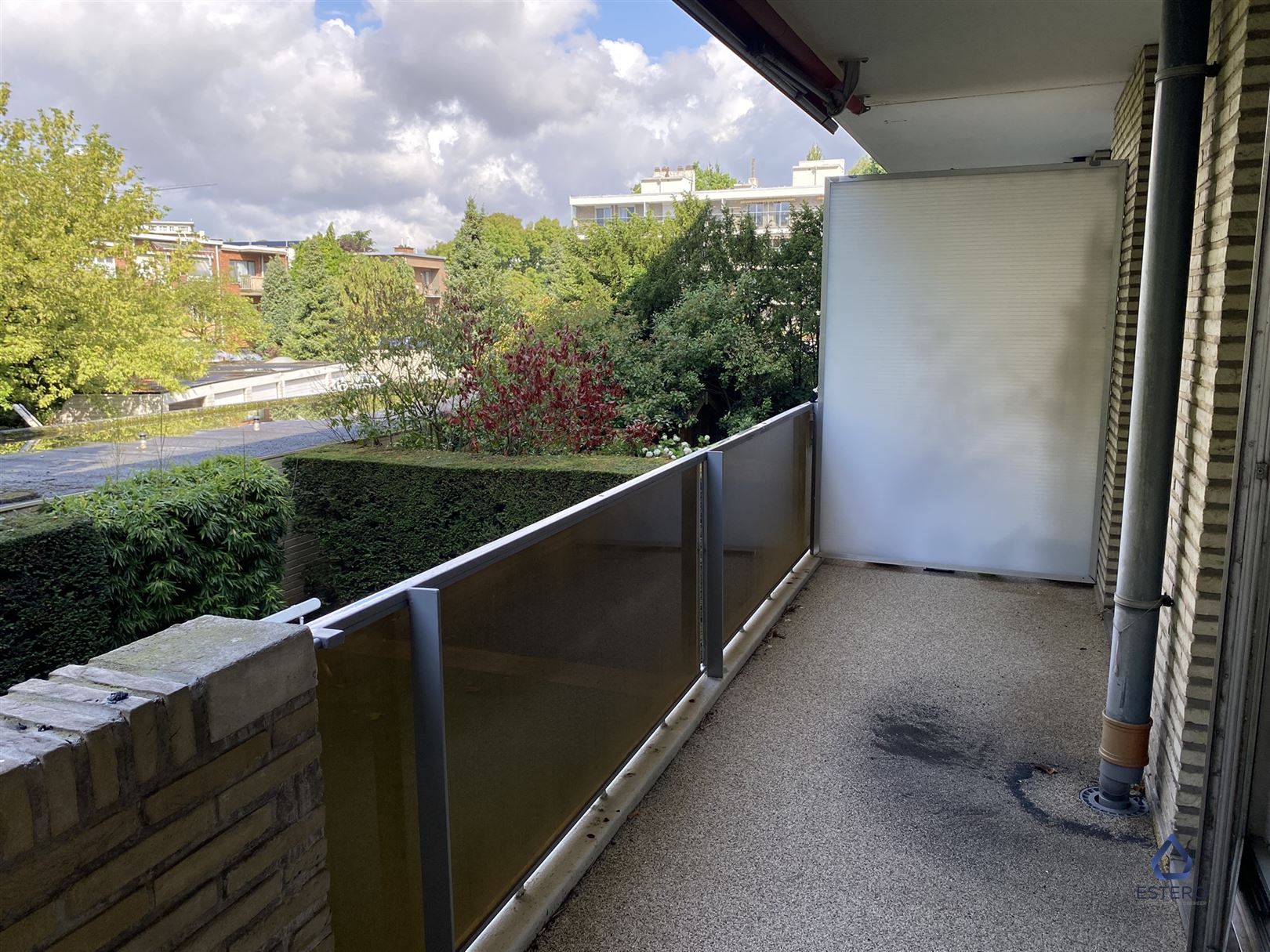 Ruim 2 slaapkamerappartement te Berchem foto 13