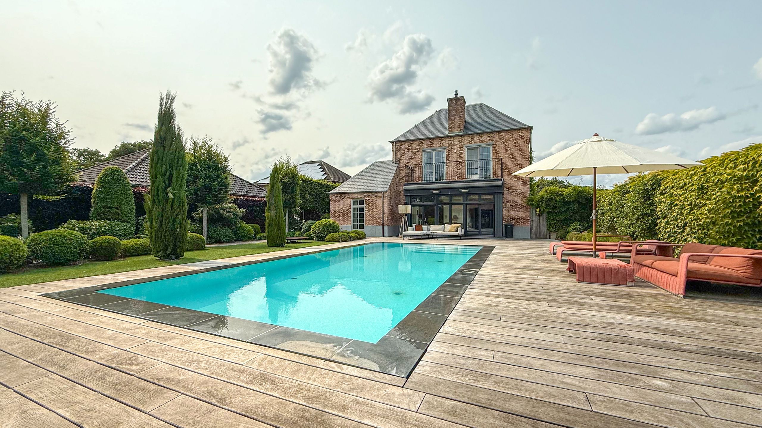Exclusieve villa met zwembad op riant perceel in Koersel! foto 67