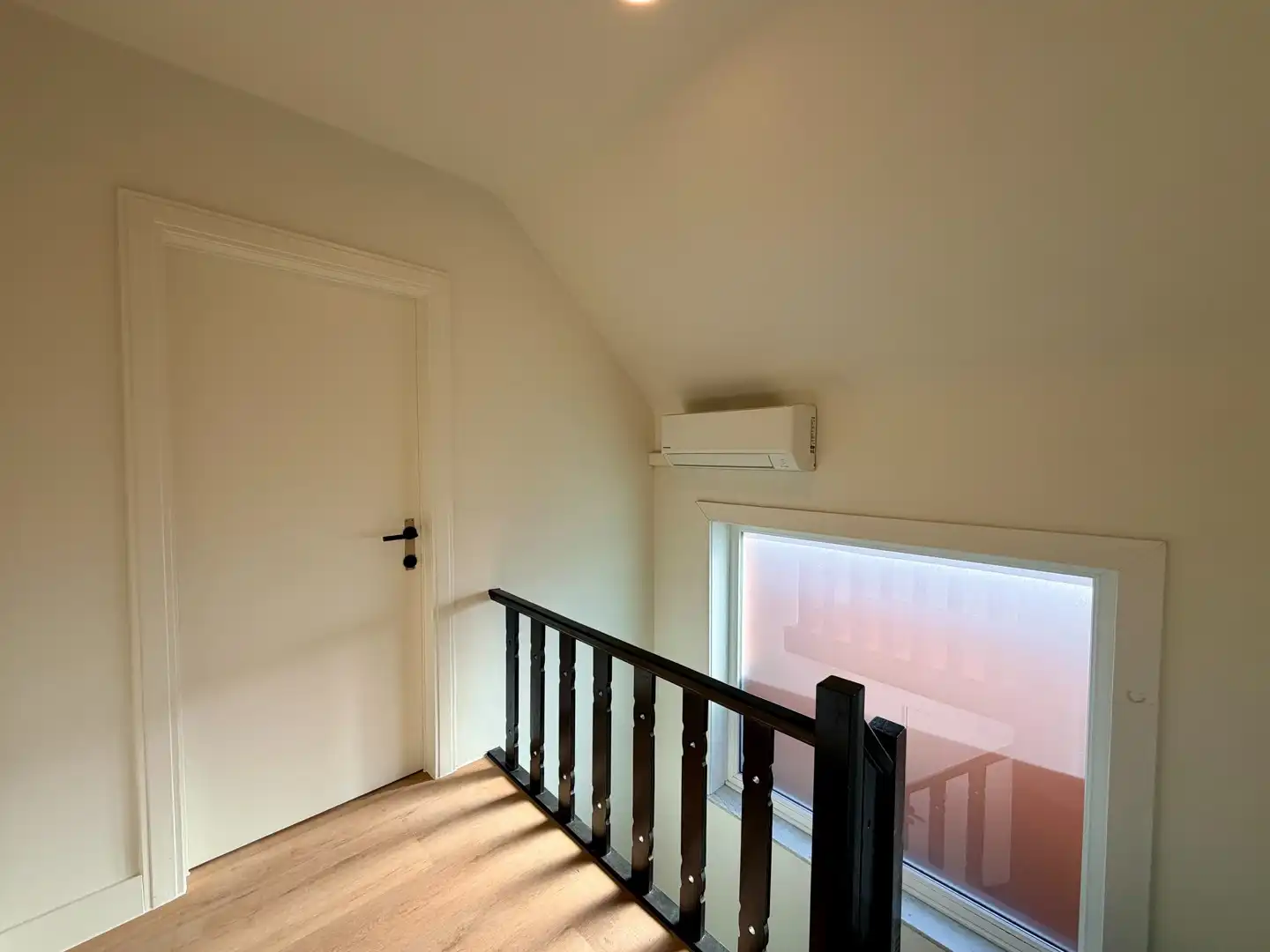 Gerenoveerd duplexappartement met 3 slaapkamers in centrum Tielt! foto 9