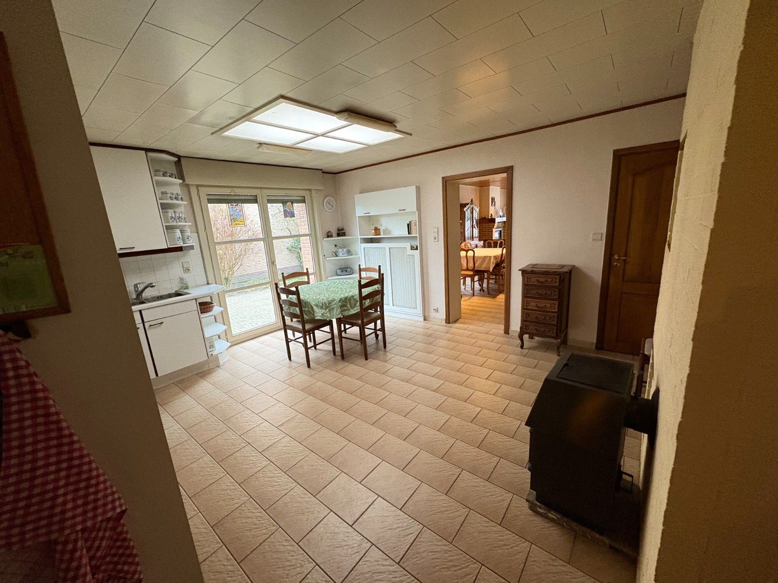 Halfopen bebouwing mét magazijn te koop! foto 12