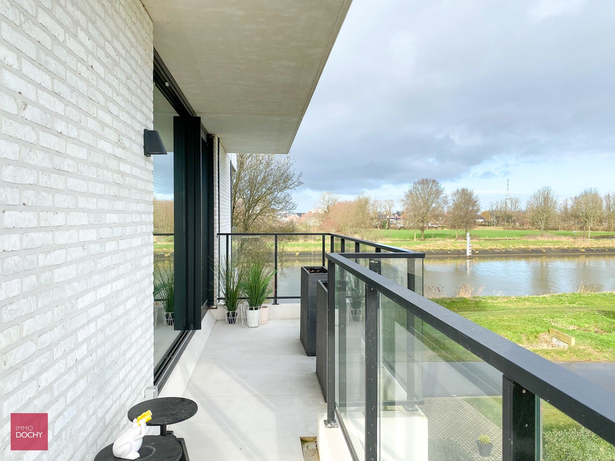 Recent luxueus ingericht appartement met frontaal zicht op Leie | Spinnerijstraat foto 6