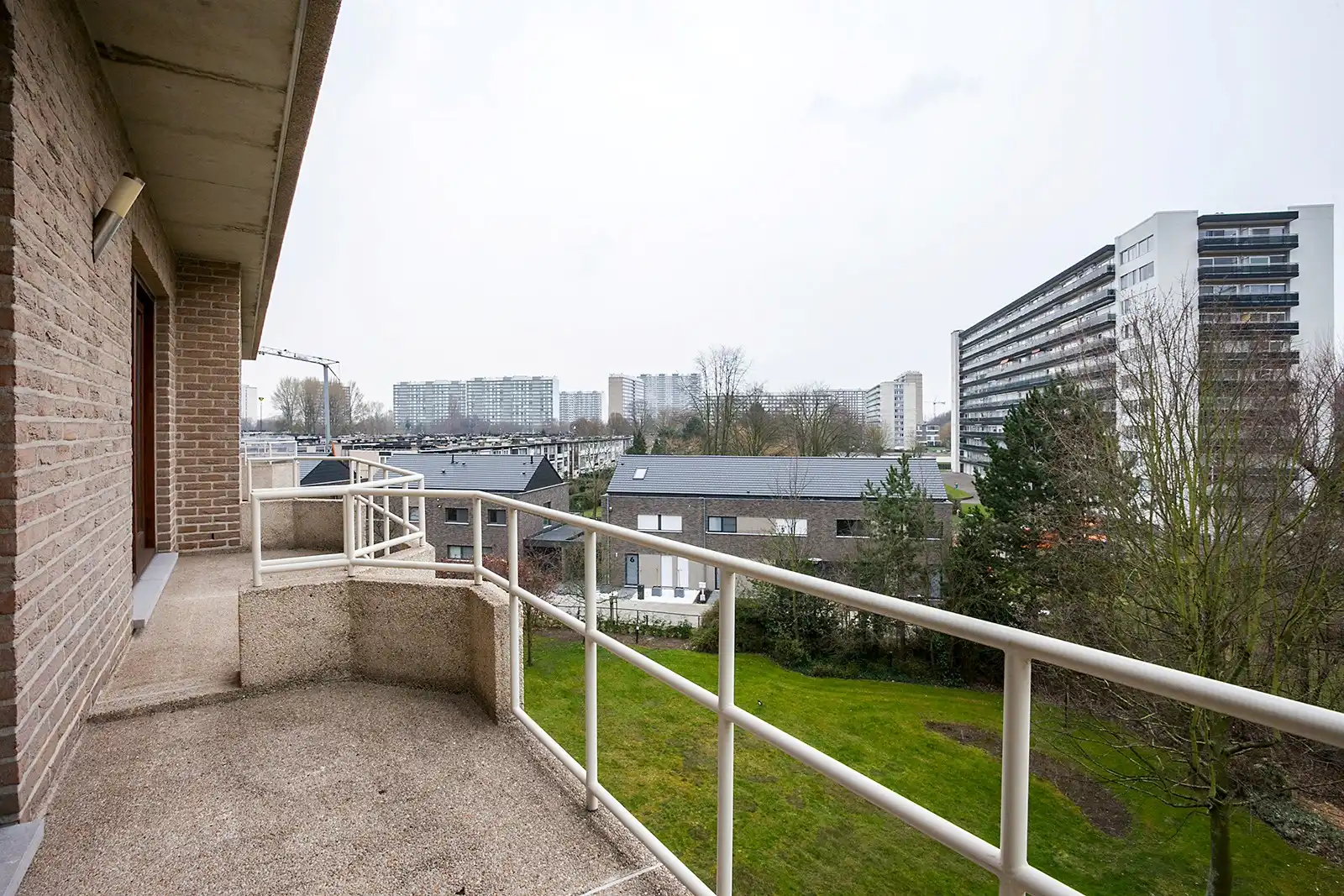 Ruim appartement met terras foto 15