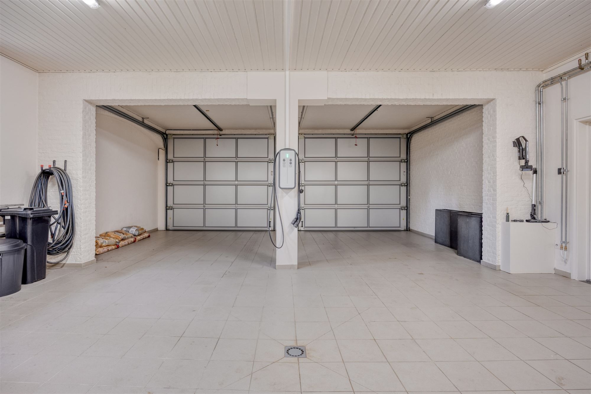 Landelijke luxe: unieke villa op 7.188 m² privé-domein foto 35