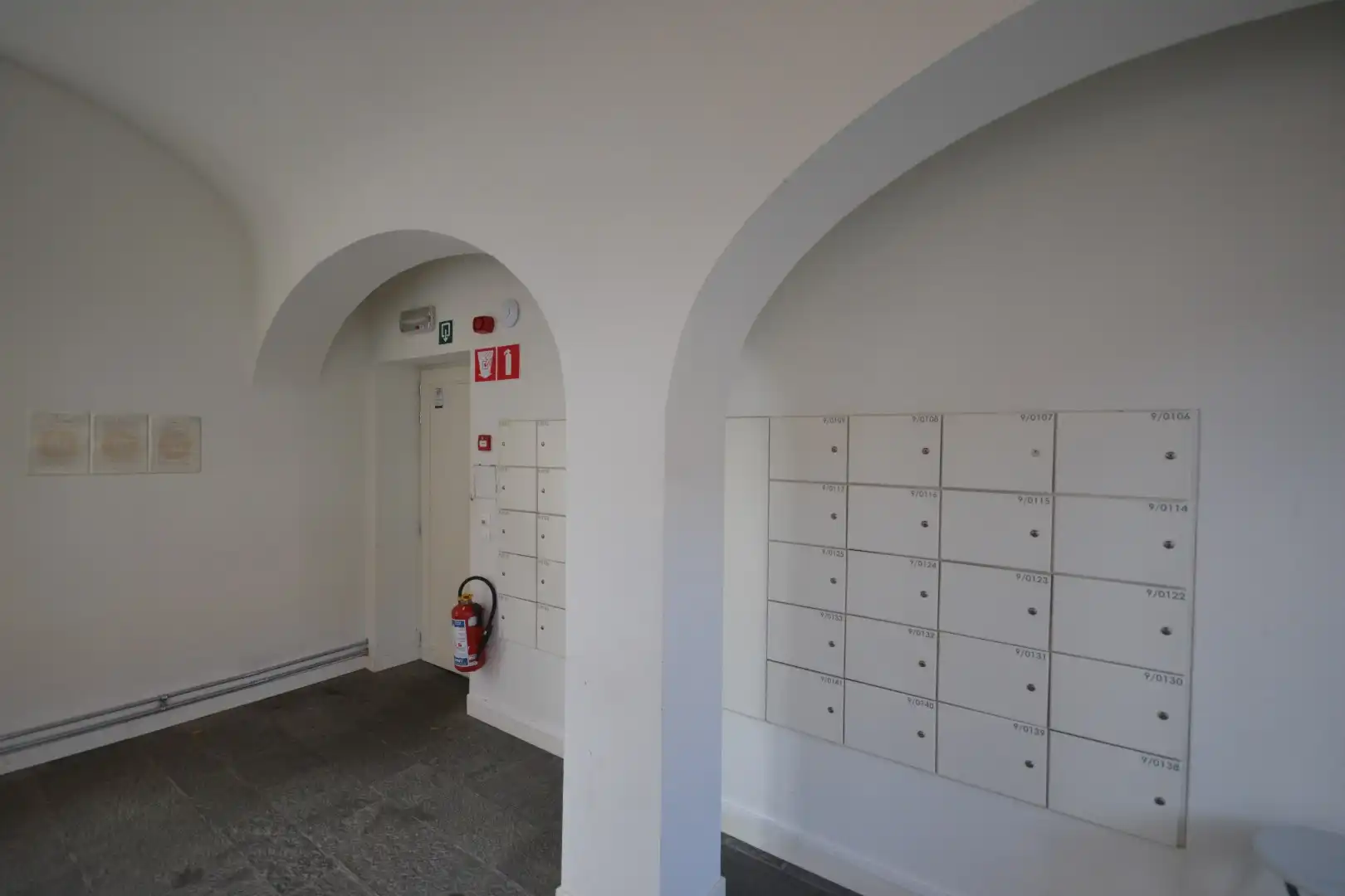 Studentenstudio centrum Brugge  met prachtige binnentuin. foto 4