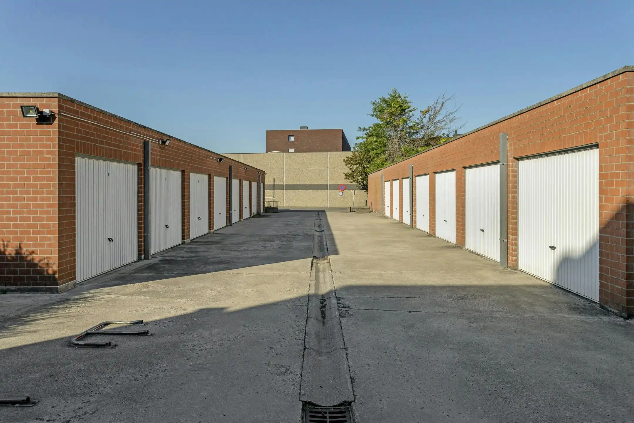 Zeer ruim dakappartement van 279 m² te koop in Roeselare foto 24