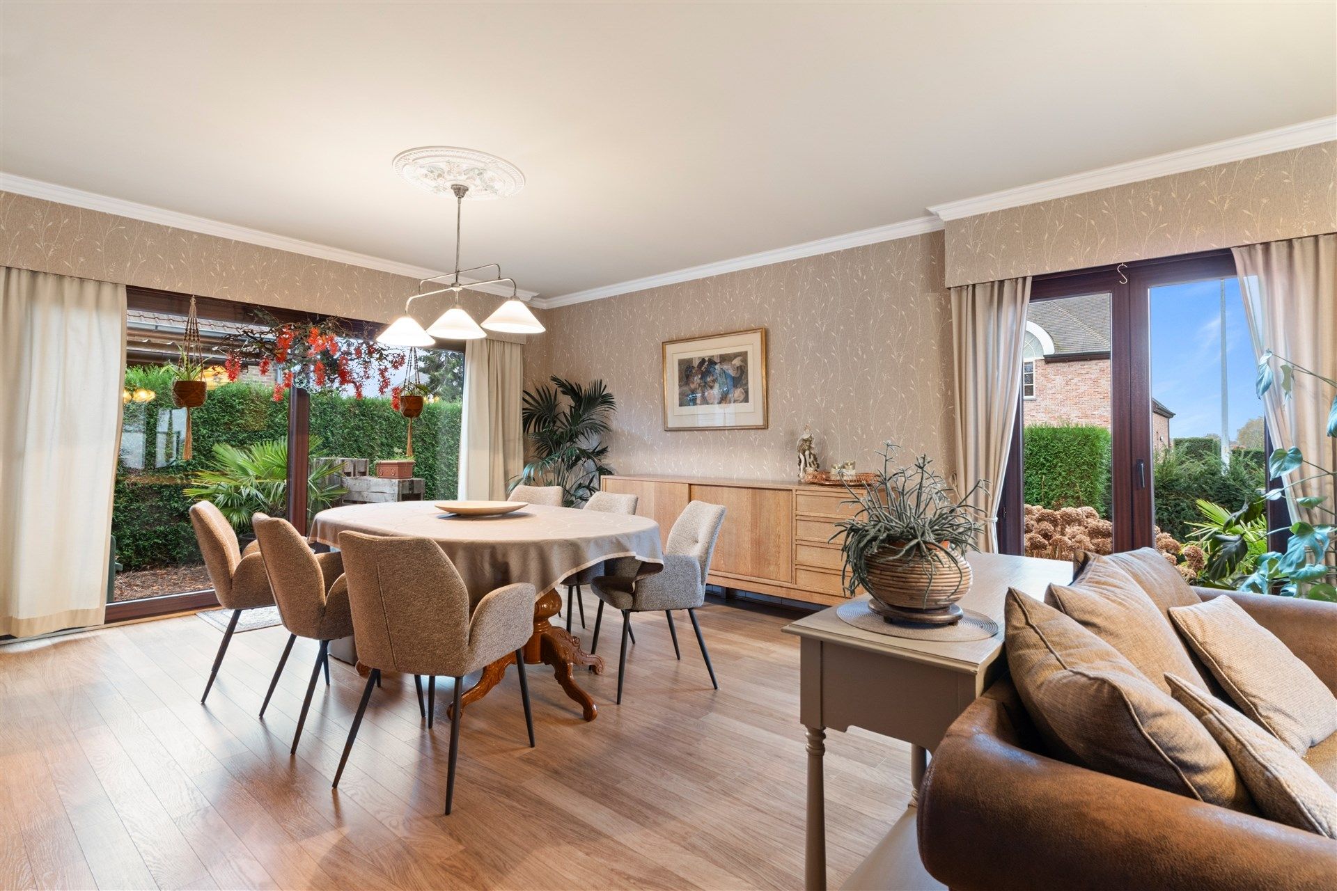 Bungalow op 660m² grond, met 2 slaapkamers.  foto 6