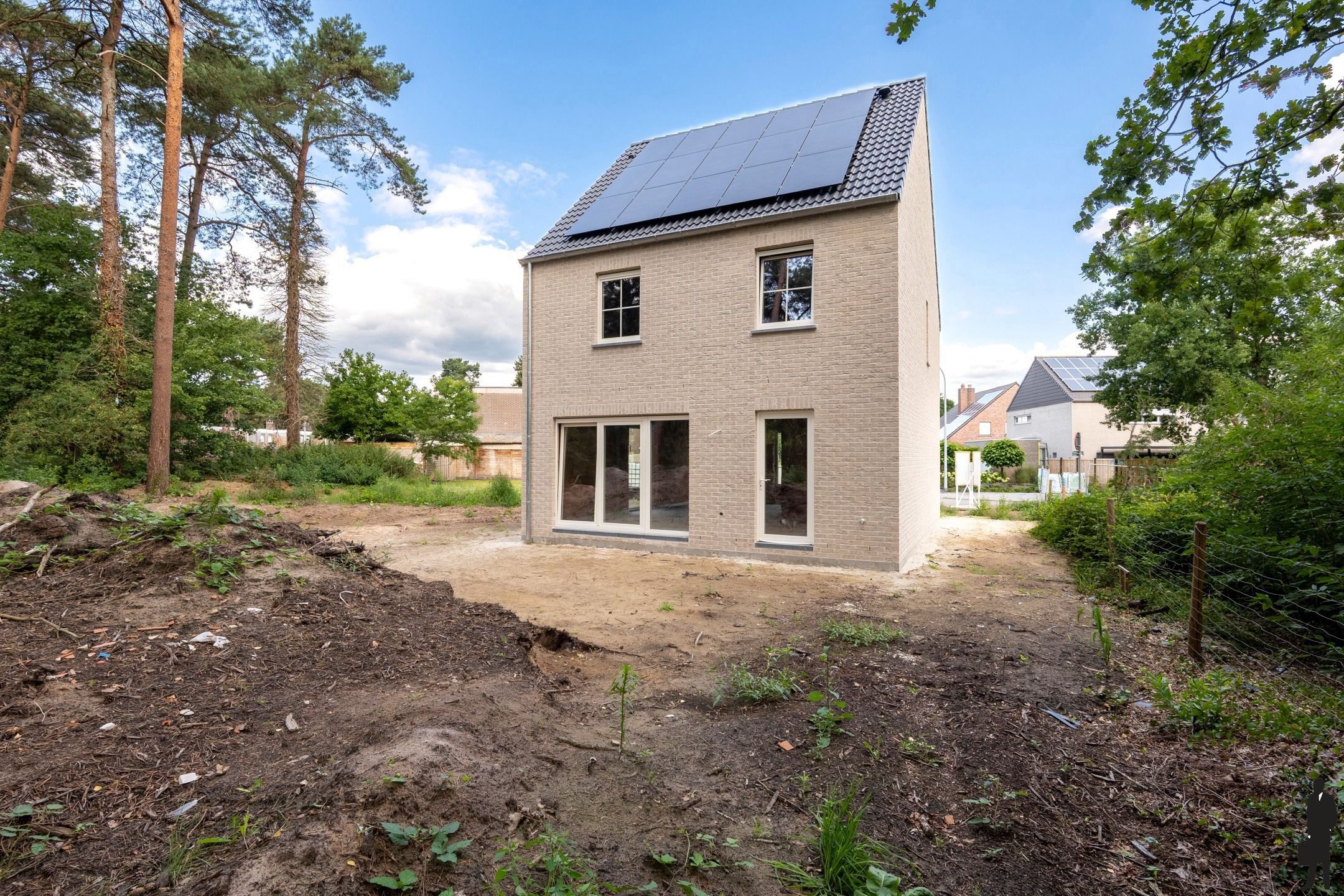 Nieuwbouwwoning met 3 slpk. op perceel van ca. 605m² foto 6