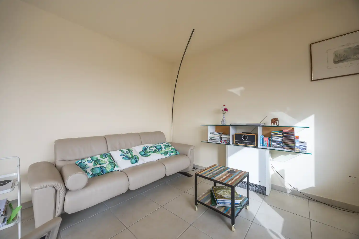 Instapklaar 2-slaapkamerappartement met zonnig terras en open zicht foto 9