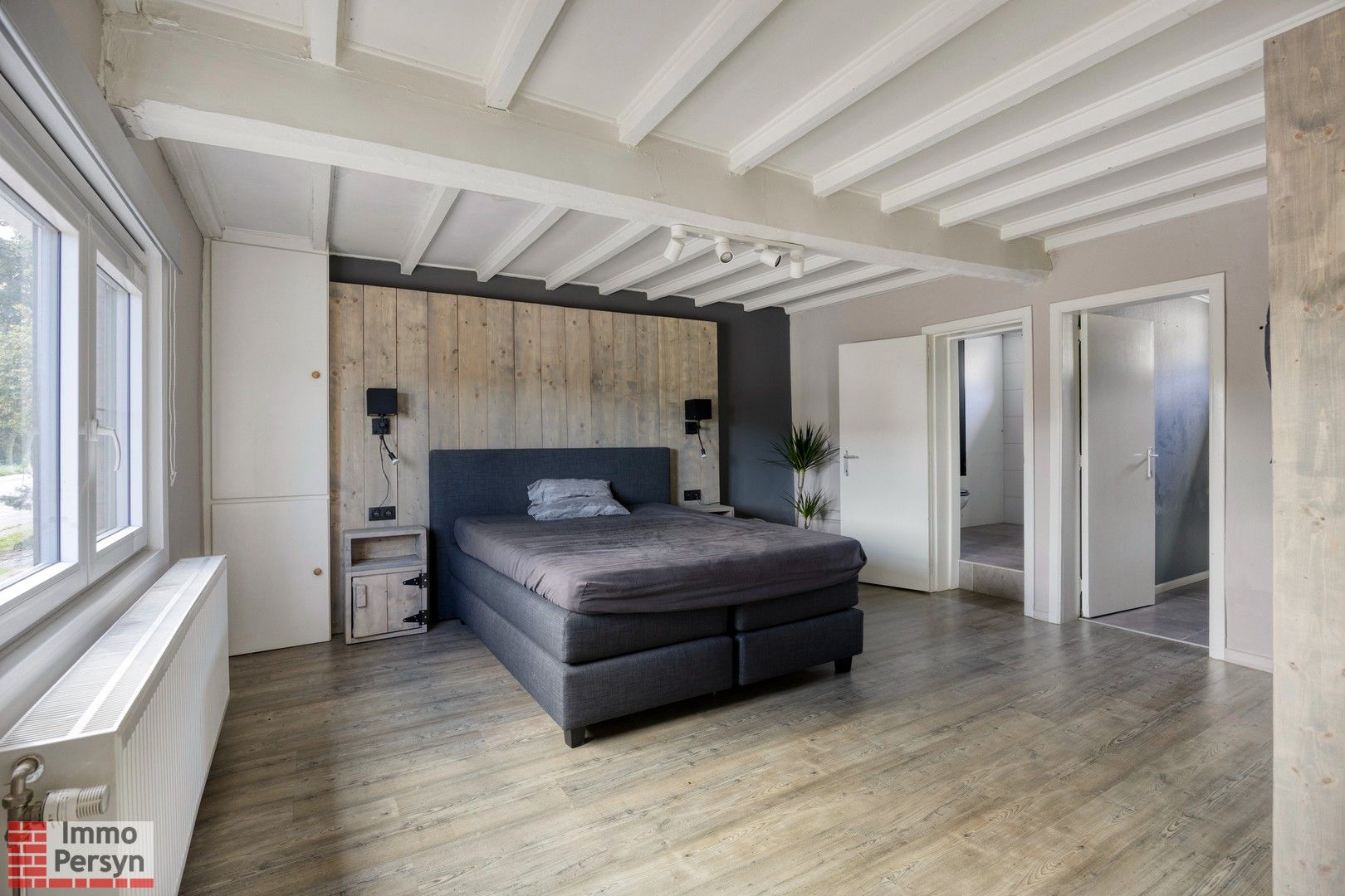 Grotendeels gerenoveerde woning met ruime tuin op 17a75ca foto 15