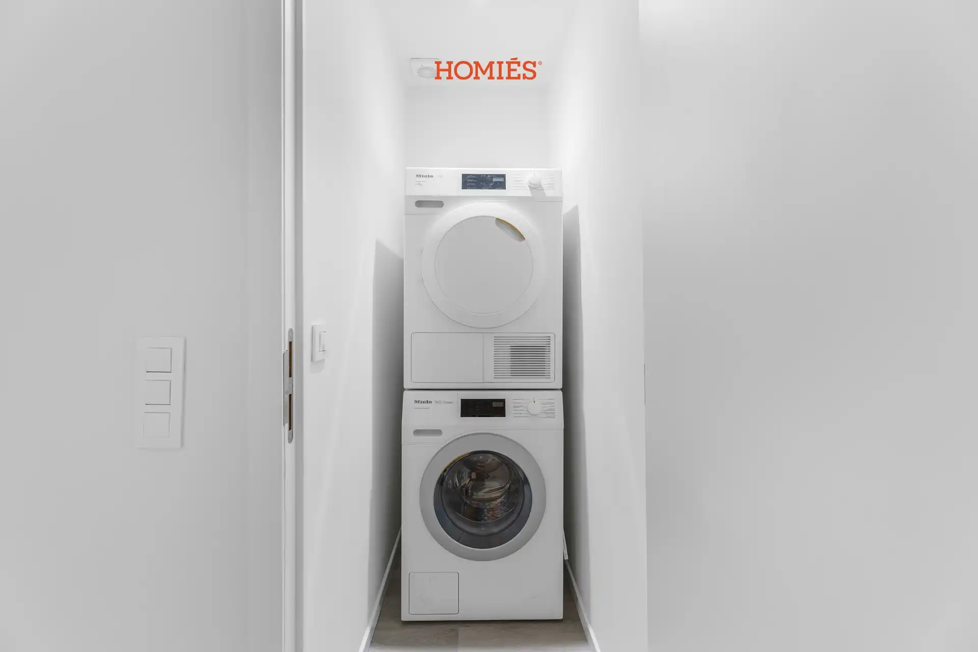 Volledig gerenoveerd 1-slpk app met twee terassen foto 14