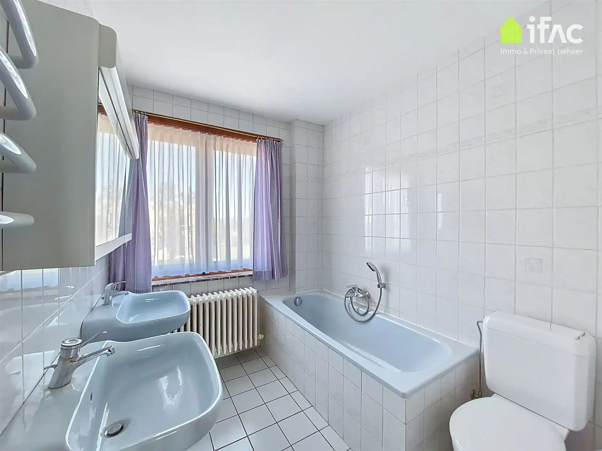 Stevige 3-gevel, 5 slpks, dubbele garage, centrum, ±17are foto 30