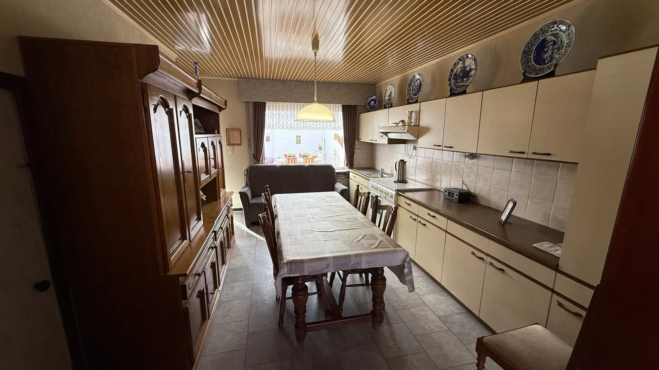 Goed gelegen woning op perceel van 9a70 foto 4