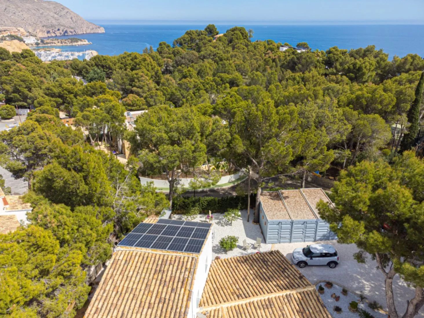 Exclusieve instapklare villa met zwembad en gastenverblijf in Altea foto 31