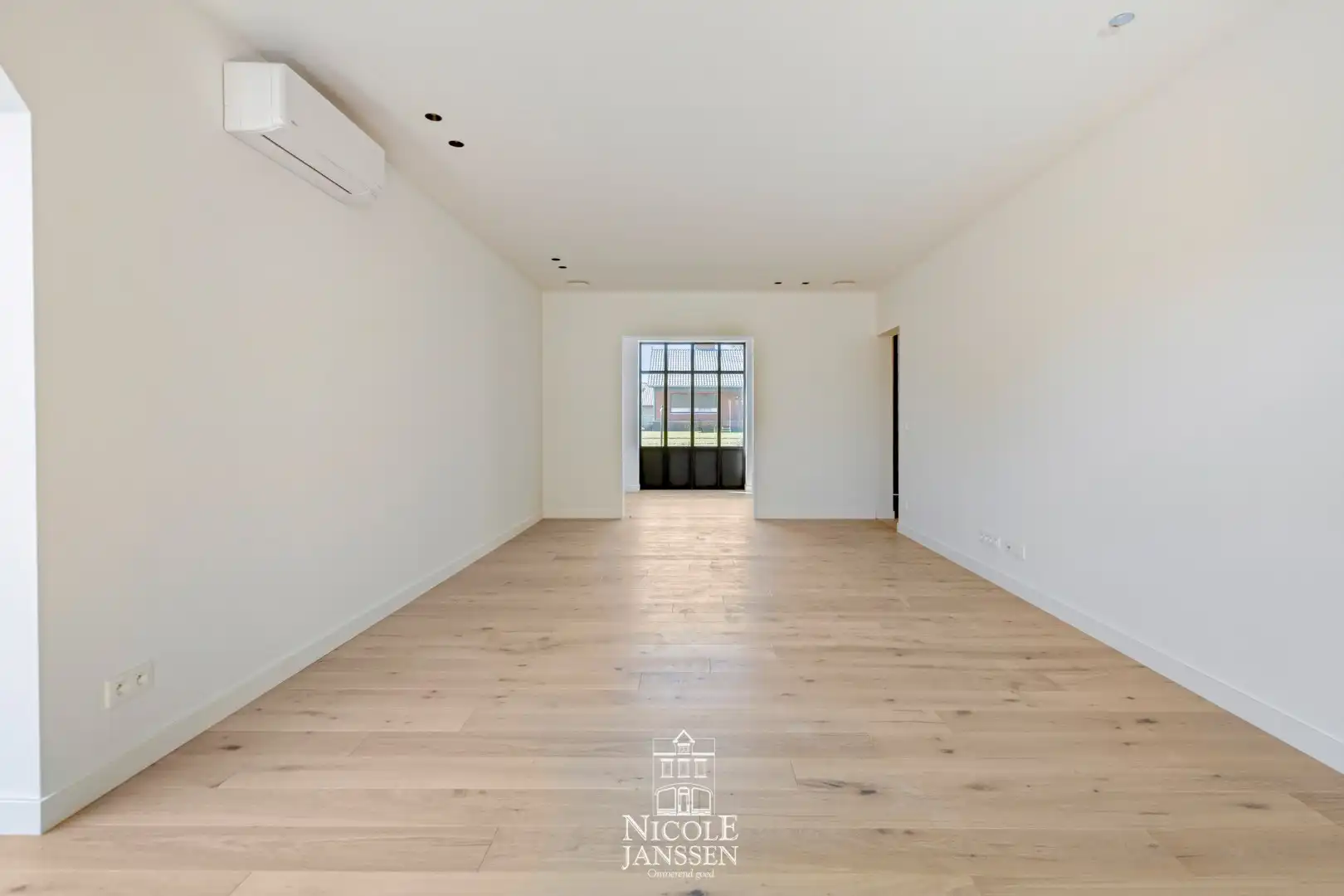 Nieuwbouwwoning van 216m² foto 7