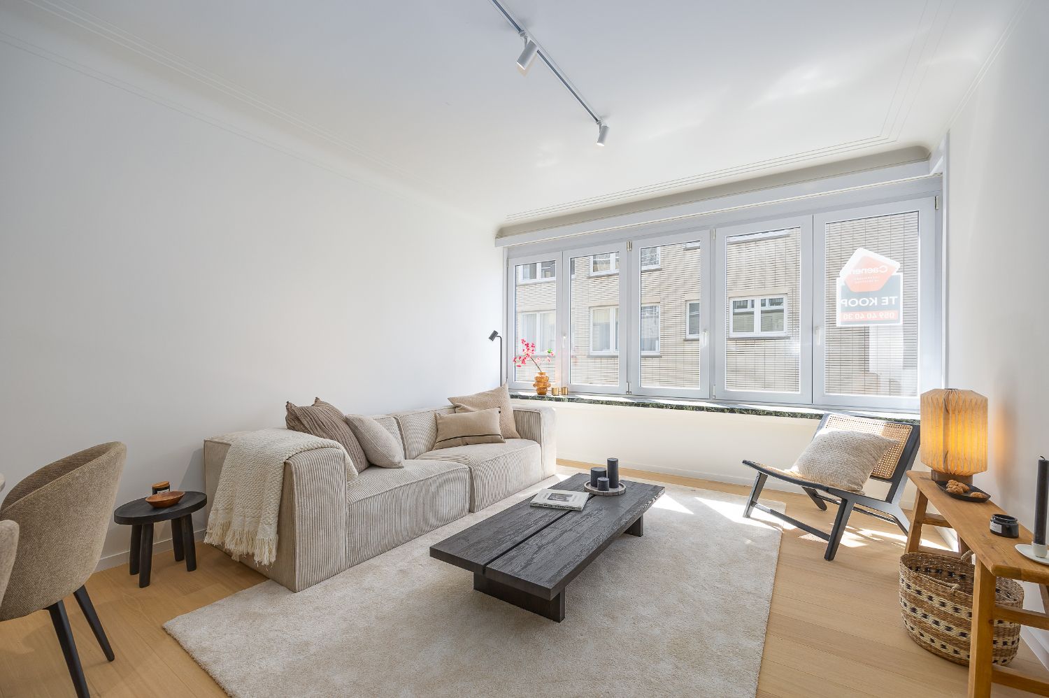 Gerenoveerd twee slaapkamer appartement in centrum Oostende foto 2