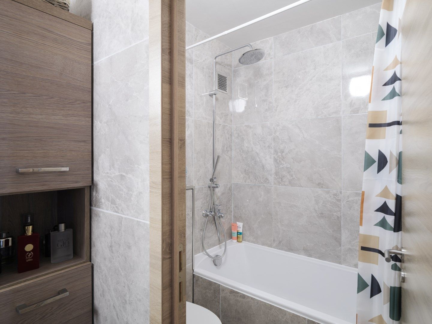 Modern en Instapklaar Appartement met Vrij Uitzicht foto 10