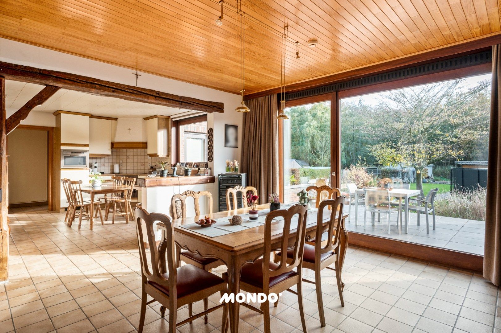 Landelijke woning met 4 slaapkamers en een ruime tuin in een groene omgeving! foto 8