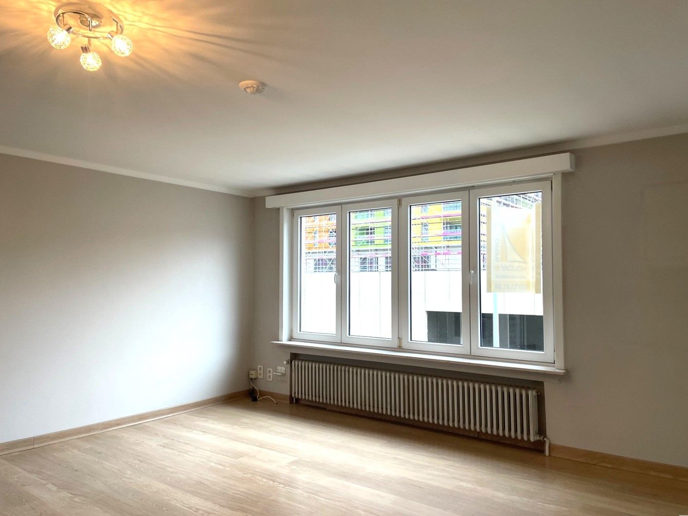 Verzorgd appartement gelegen aan de mark in Heist foto 3