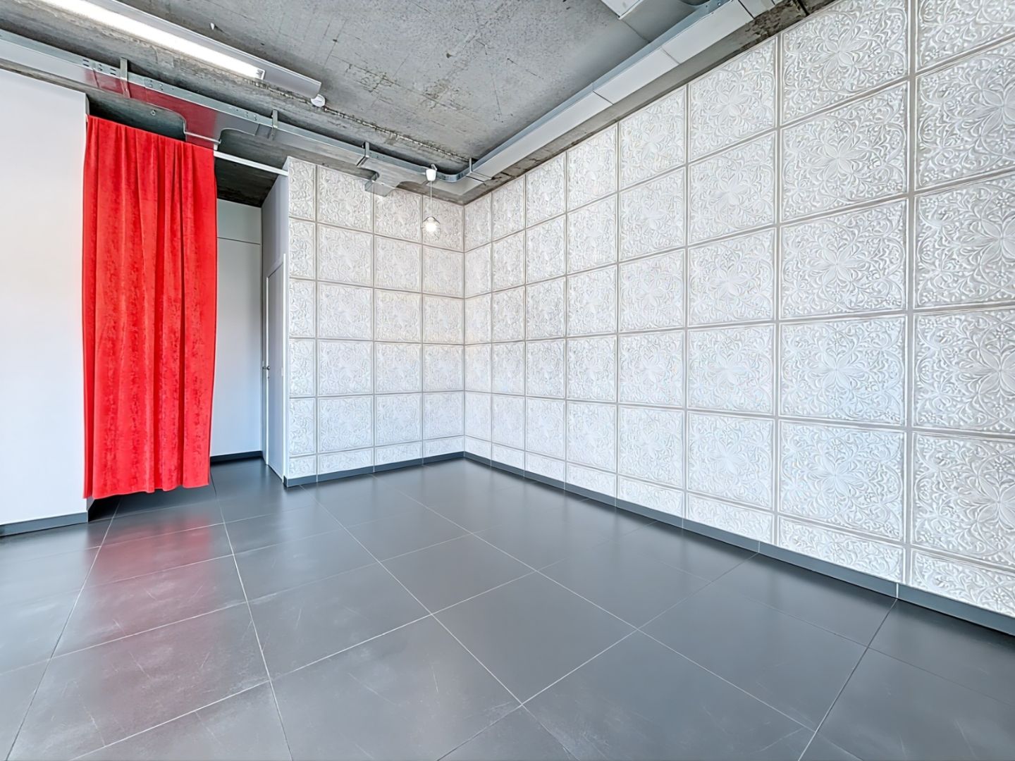 Centraal gelegen handelspand te Nieuwpoort-Bad foto 10