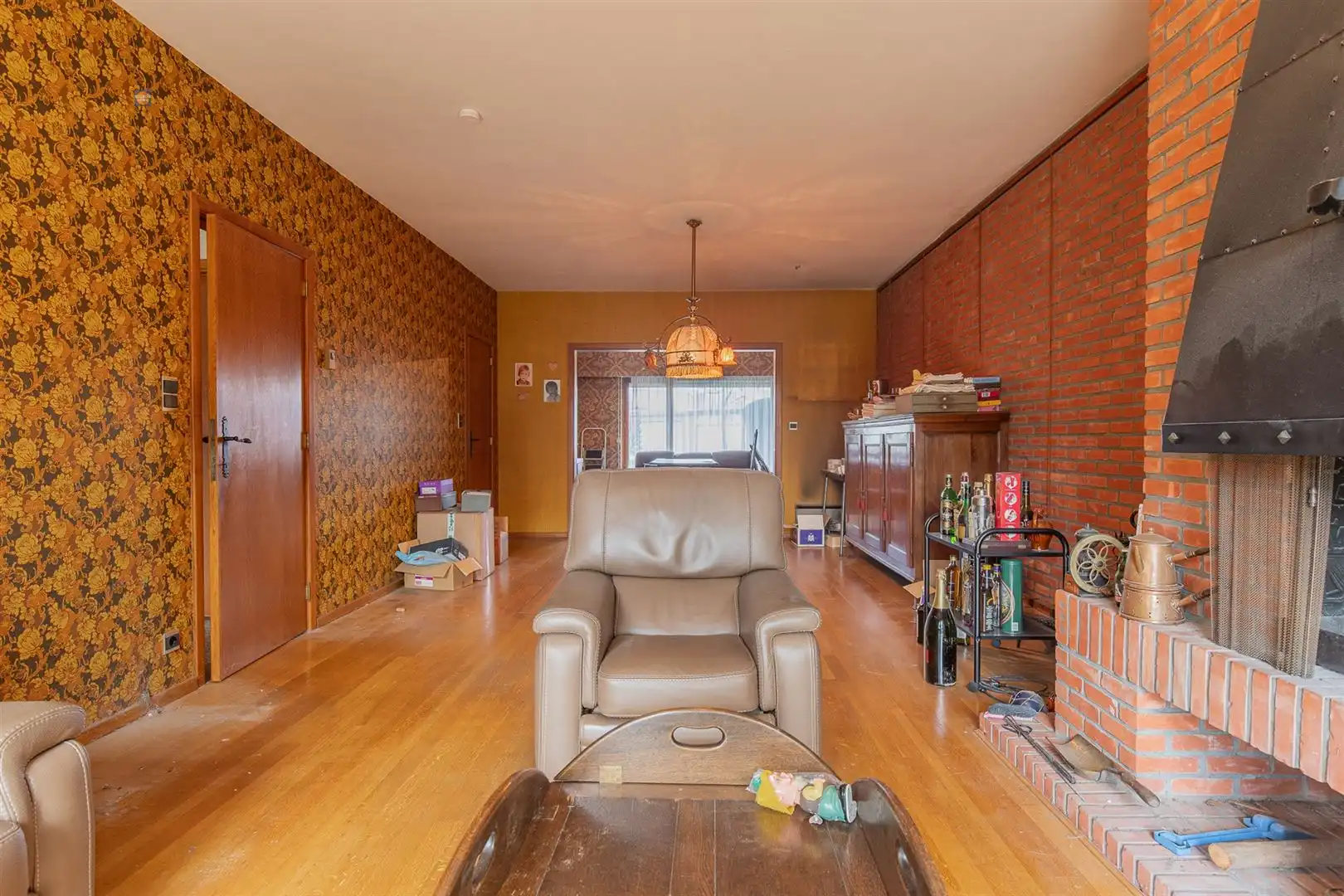 Te renoveren woning met potentieel, 3 slpk & dubbele garage foto 7