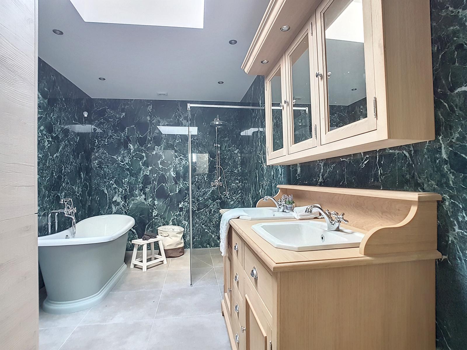 Handelshuis met pit! Wonen & werken in de wijk van morgen foto 8