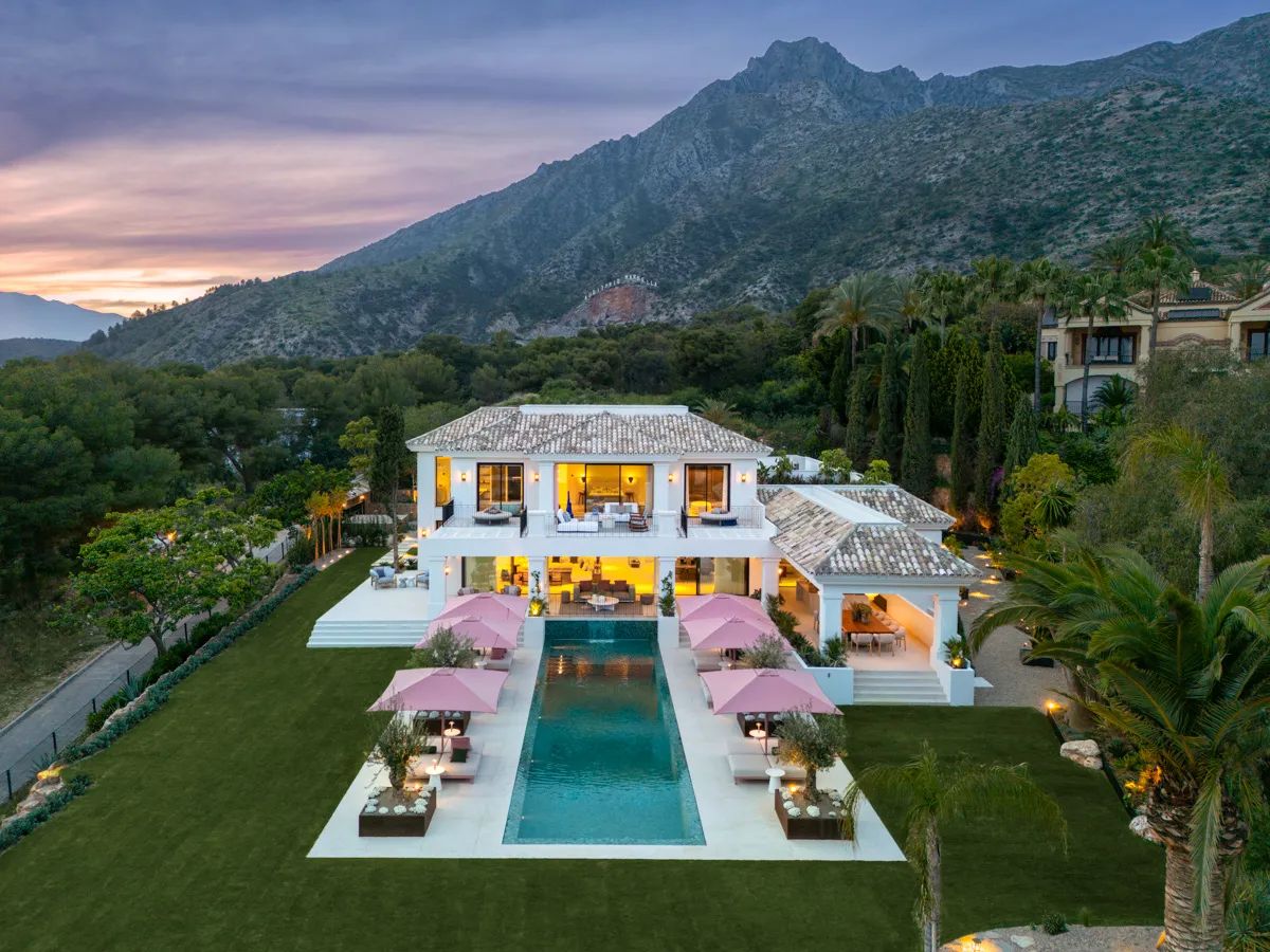 ()=>{if(producerUpdateValueVersion(node),producerAccessed(node),node.value===ERRORED)throw node.error;return node.value} Villa Verdi - 29600 Marbella