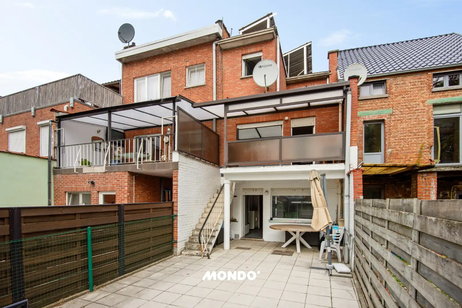 Ruime woning met 2 slaapkamers, garage, twee terrassen en tuin  foto 14