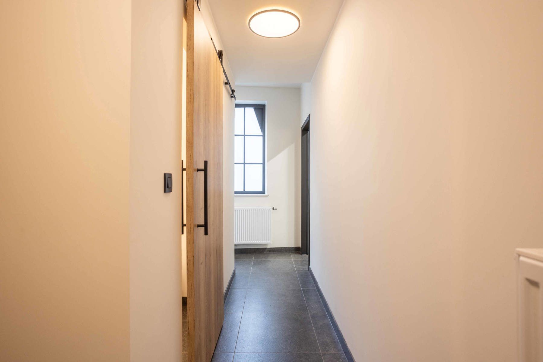 Uniek energiezuinig pakhuis met loftgevoel! foto 4