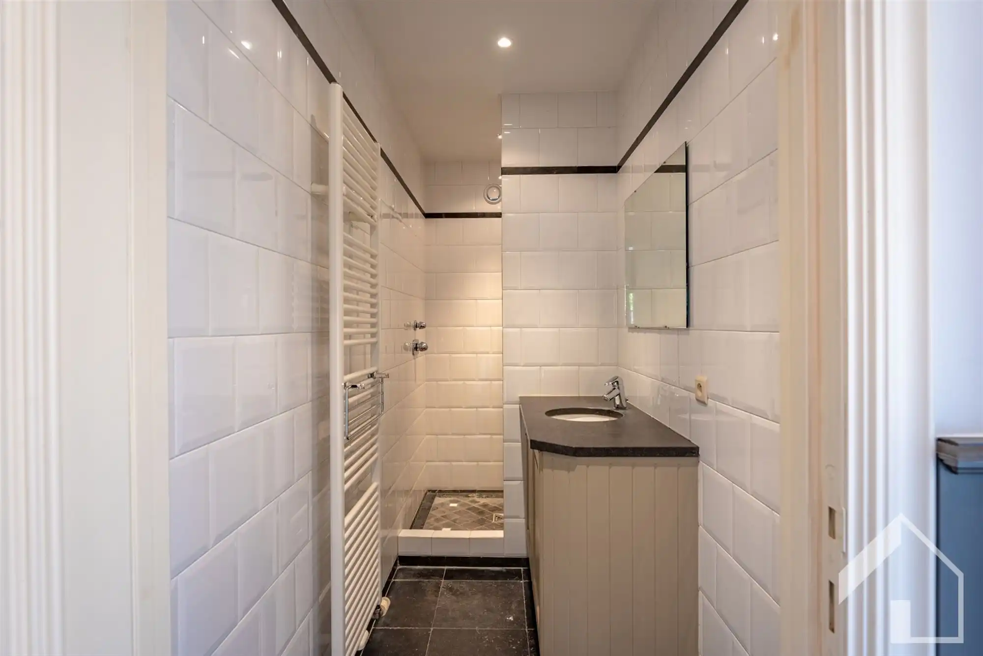 Exclusieve villa met loods, prachtige tuin en topafwerking op ruim 7.400 m²  foto 30