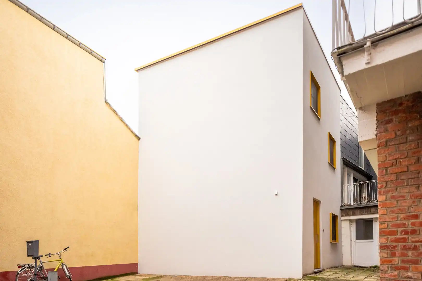 Exclusieve nieuwbouwwoning verscholen in de stad foto 3