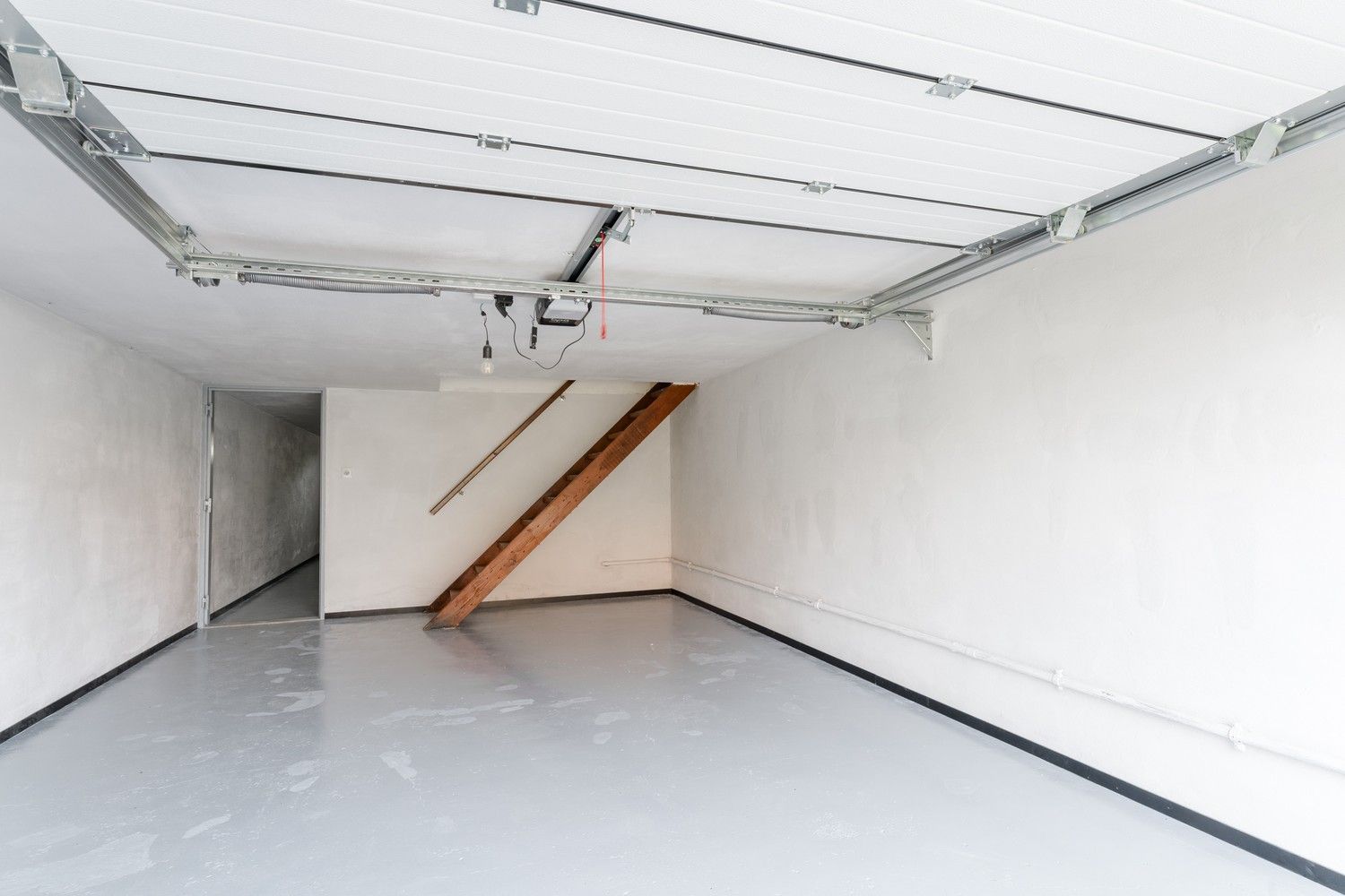 Ruim en volledig gerenoveerd 3 slaapkamer appartement foto 18