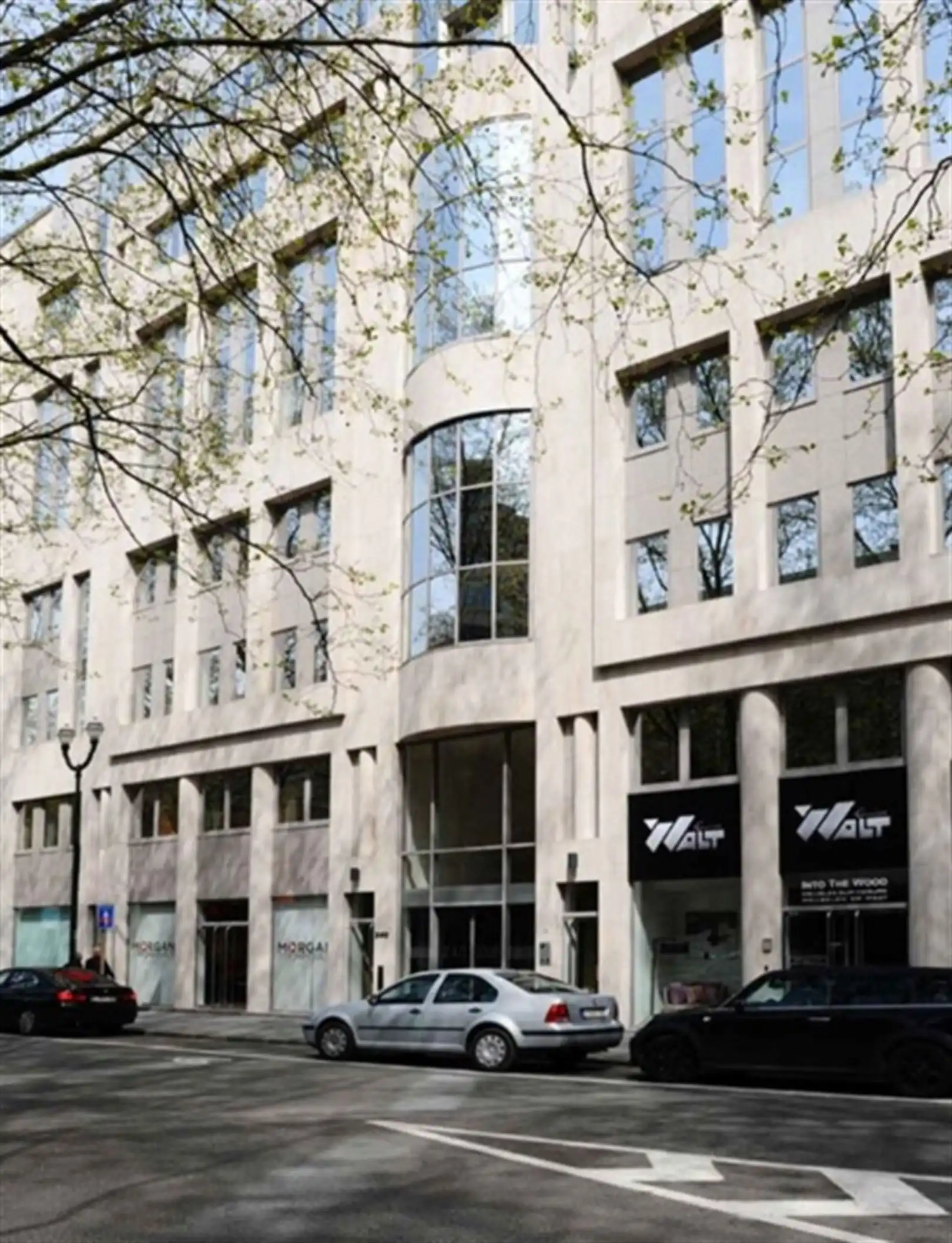 LOUIZA/ LOUISE 240: 200m² tot 711m² foto {{pictureIndex}}