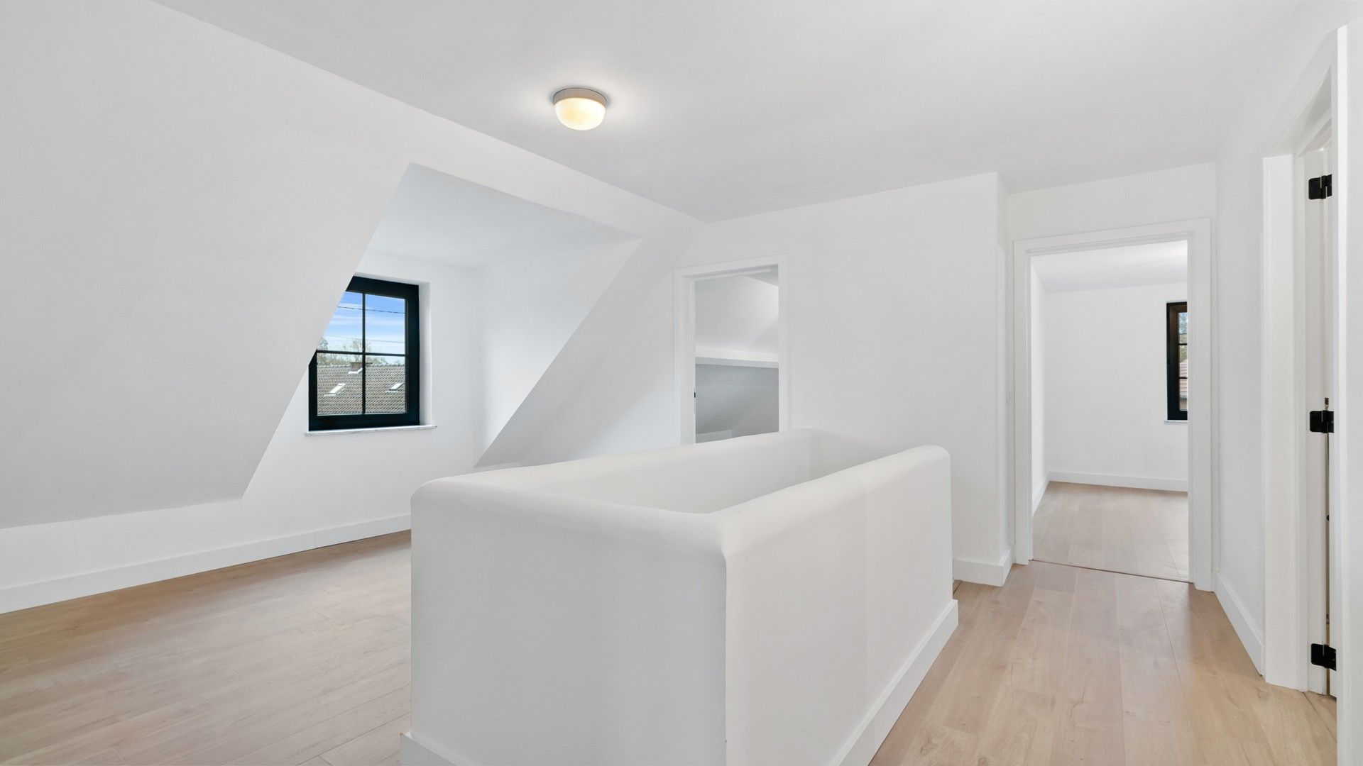 Ruime instapklare woning met 4 slaapkamers foto 18