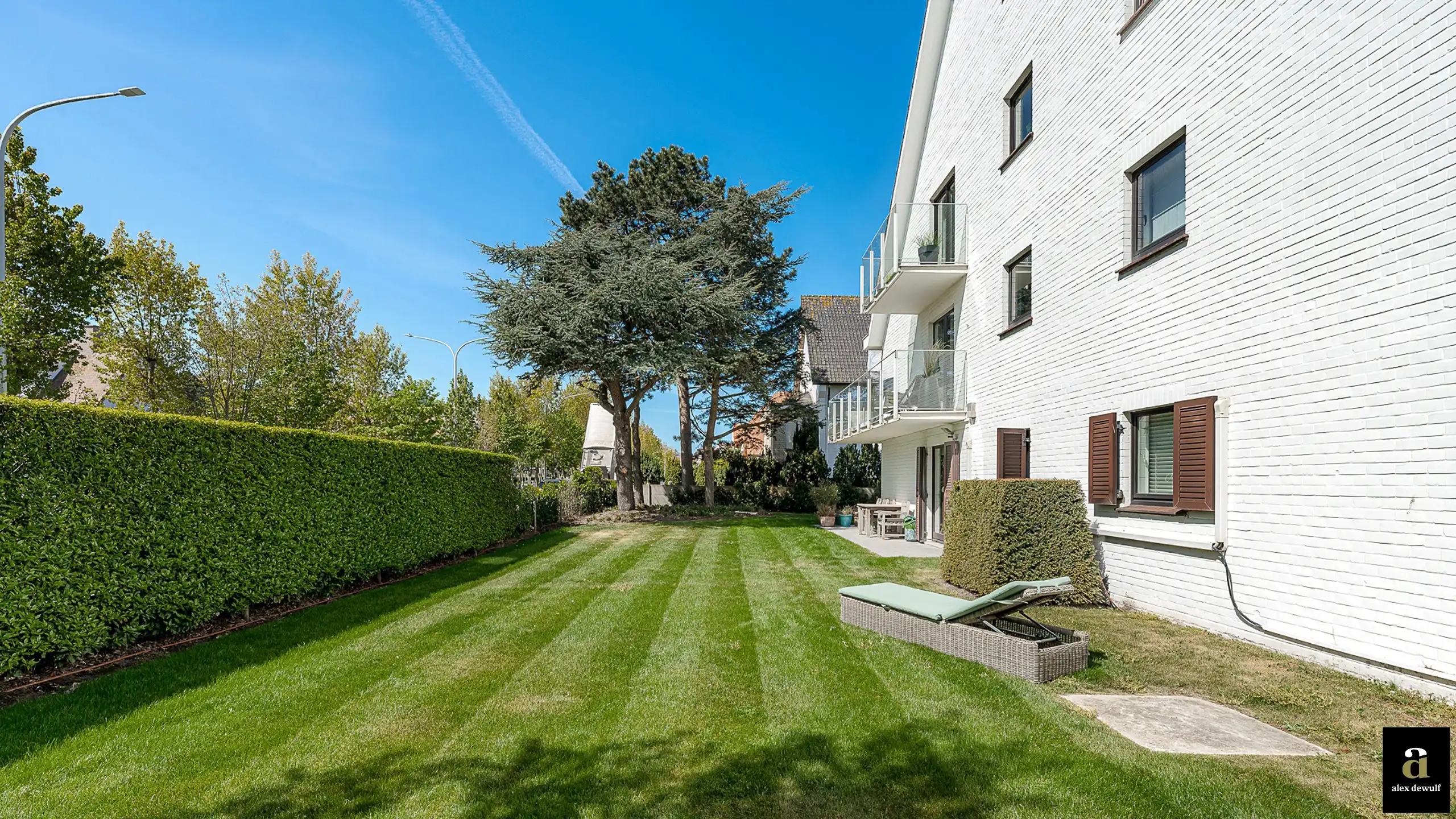 Ruim gelijksvloers tuinappartement met 3 slaapkamers, garage en kelder [Elizabetlaan / Neptunuspad]. foto 21