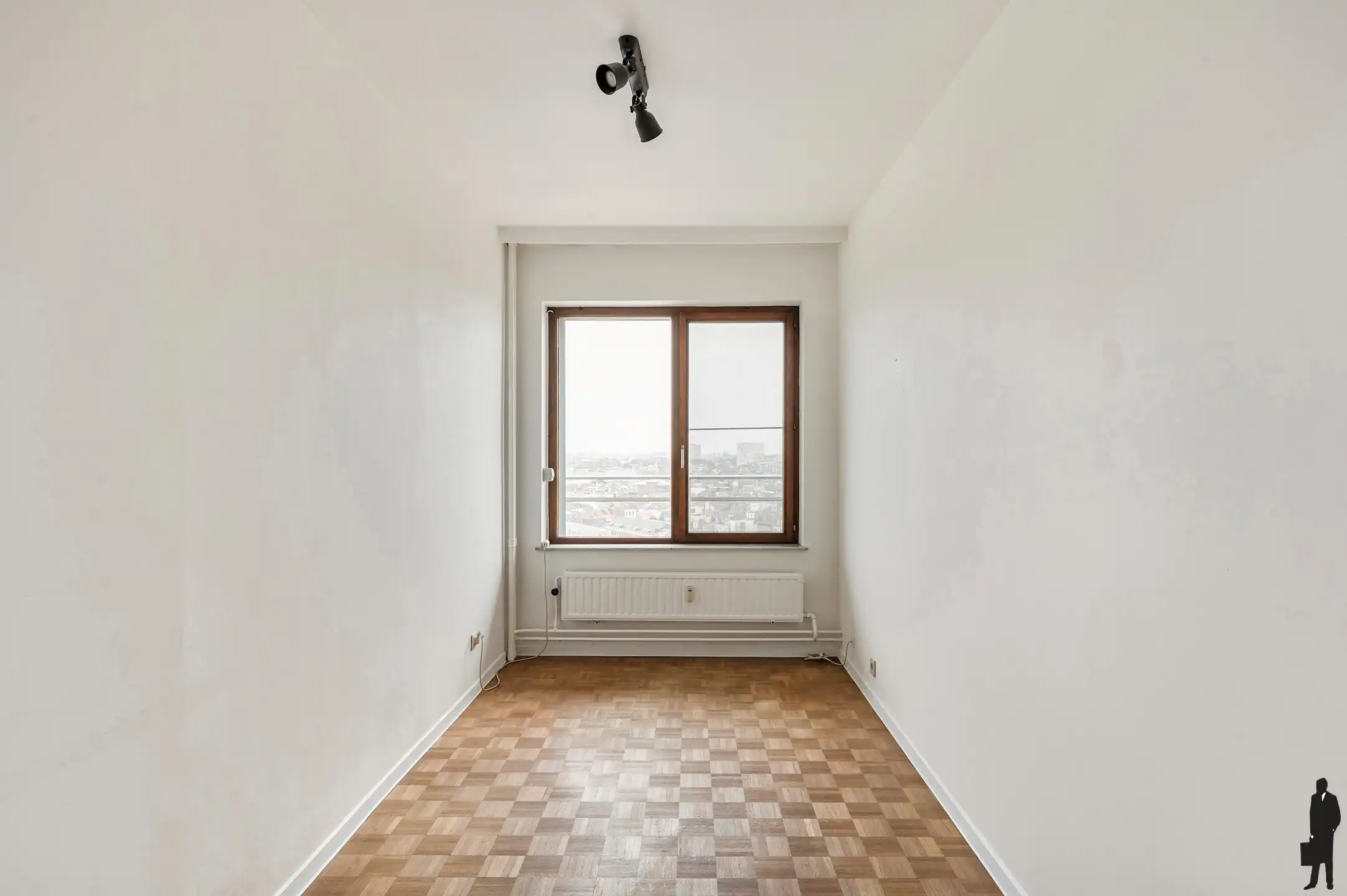 Instapklaar appartement met panoramisch uitzicht. foto 10