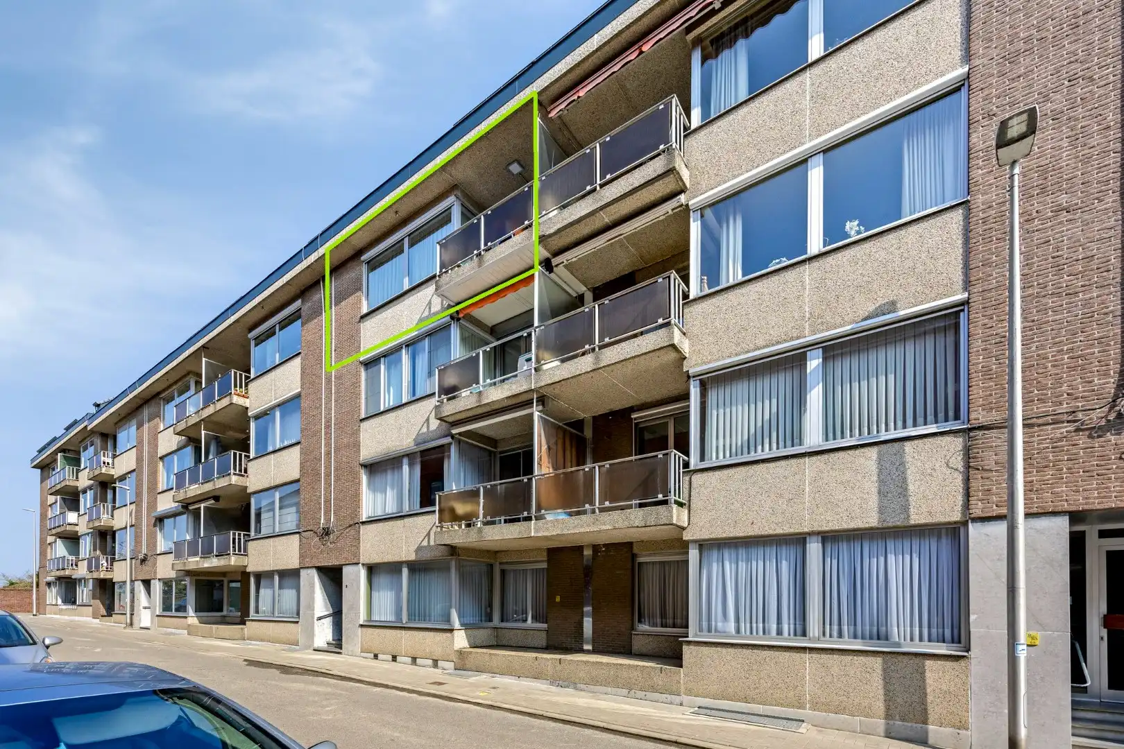 Prachtig appartement met garage vlakbij het stadscentrum van Tongeren foto {{pictureIndex}}