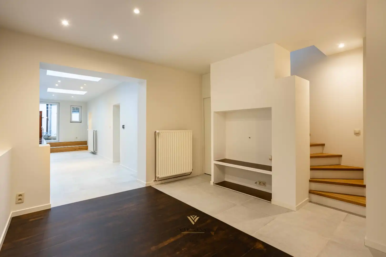 Prachtige gerenoveerde woning met 3 slaapkamers en tuin foto 5